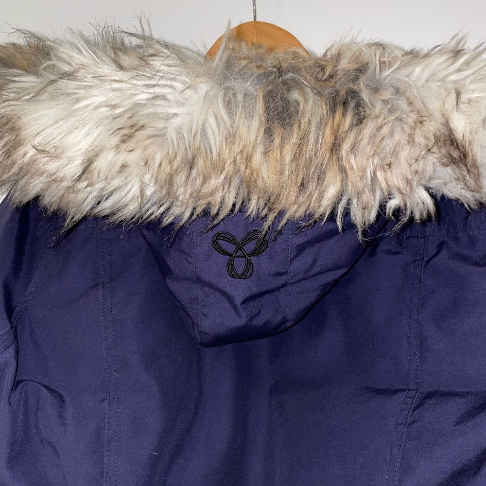 ARITZIA GOLDEN PARKA!! Only worn for 2 winters. SO WARM. Great condition.